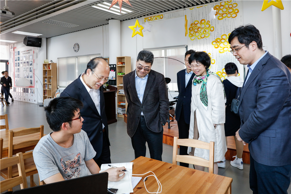 教育部高等教育司司长吴岩来我校调研 南方科技大学新闻网