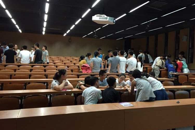 Counselors Meeting for Fresh Students of Class 2015 Successfully Convened
