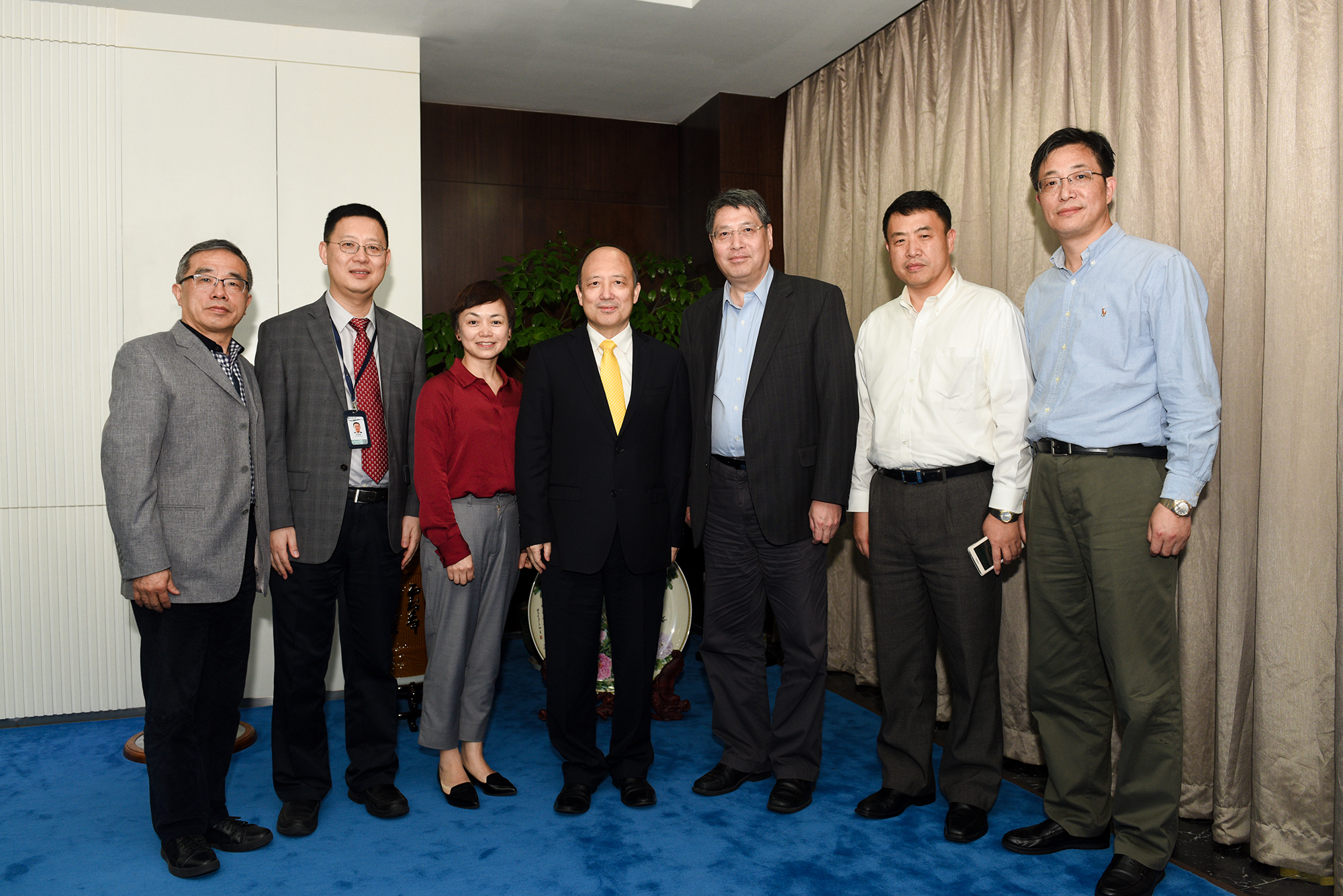 NYU Shanghai Chancellor Yu Lizhong visits SUSTech