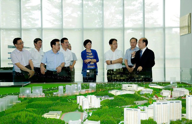 Taizhou Municipal Party Committee Secretary Wang Changrong Visits SUSTech