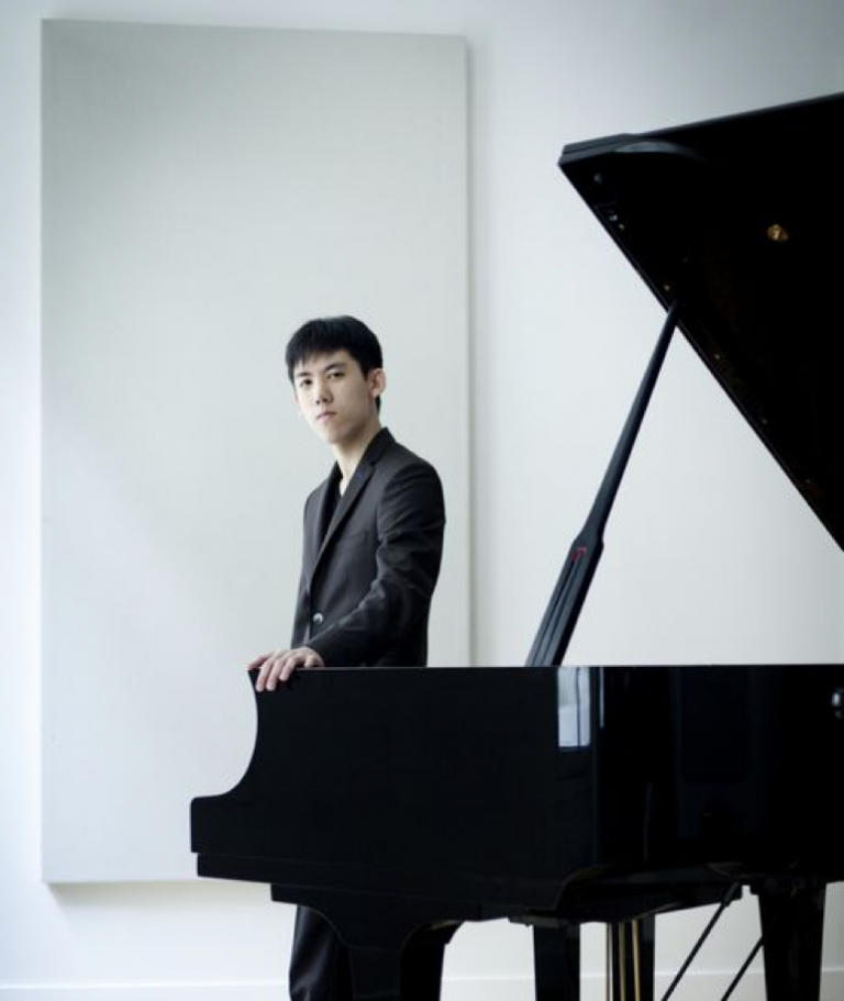 SUSTech Artist-in-Residence Zhang Haochen performed at Shenzhen Concert Hall