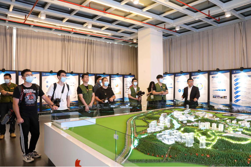 Media delegation visits SUSTech for Shenzhen’s achievements report