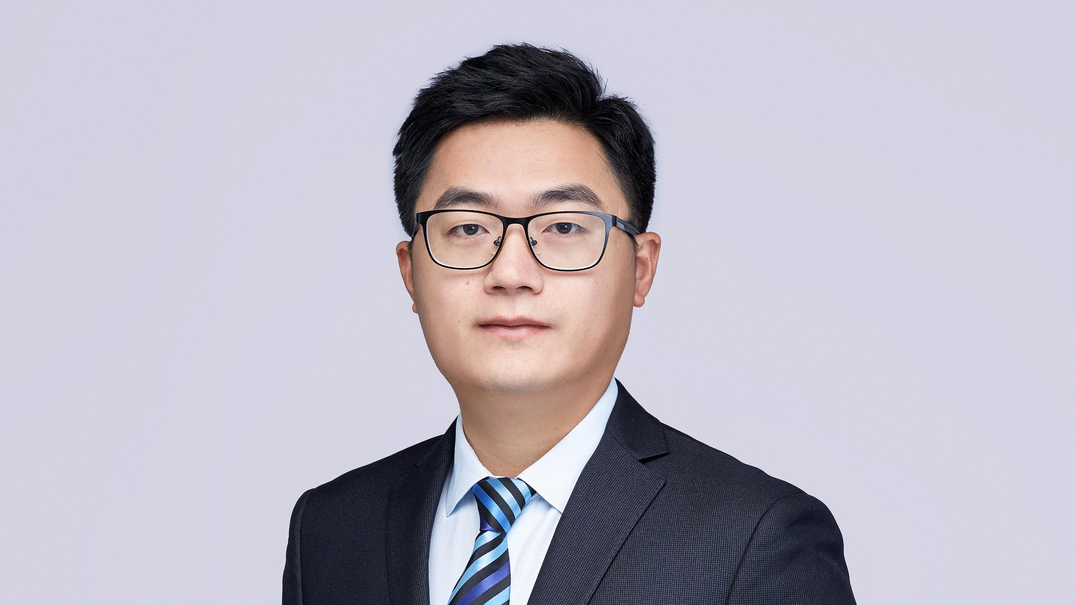 SUSTech’s Professor Kailiang WU Wins CSIAM Youth Science Award of Applied Mathematics
