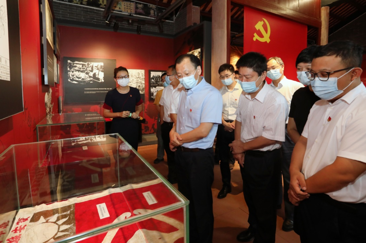 我校党委组织参观中共宝安县第一次党代会旧址纪念馆开展党史学习教育活动