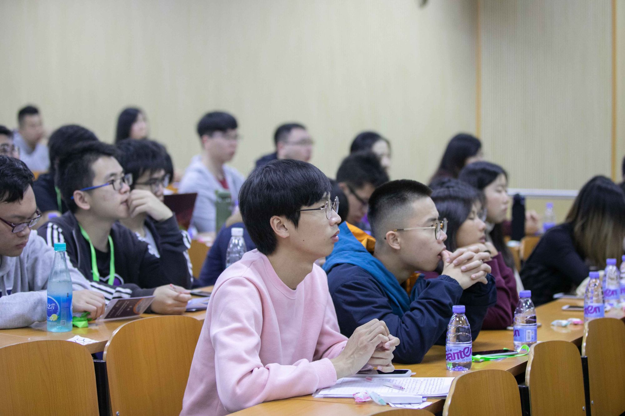 "港澳与内地高校师生交流计划"项目顺利举行 - 南方科技大学新闻网